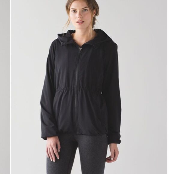 Lululemon Belle Jacket Black Hooded Zip Up Size 4 Lightweight Cinched Waist - Picture 7 of 14
